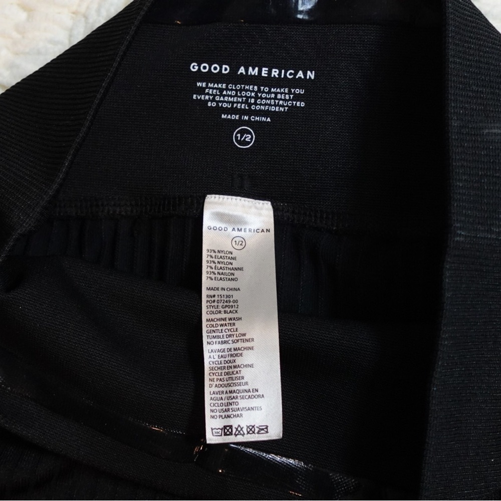 GOOD AMERICAN LEGGINGS WIDE RIB SHINE CLEAN SEAMLESS NWT BLACK - Picture 6 of 8